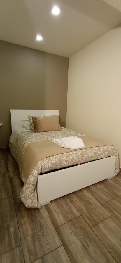 I Mori Apartament Ragalna Exterior photo